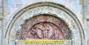 San Rufino - Lunetta sulla porta centrale della Cattedrale